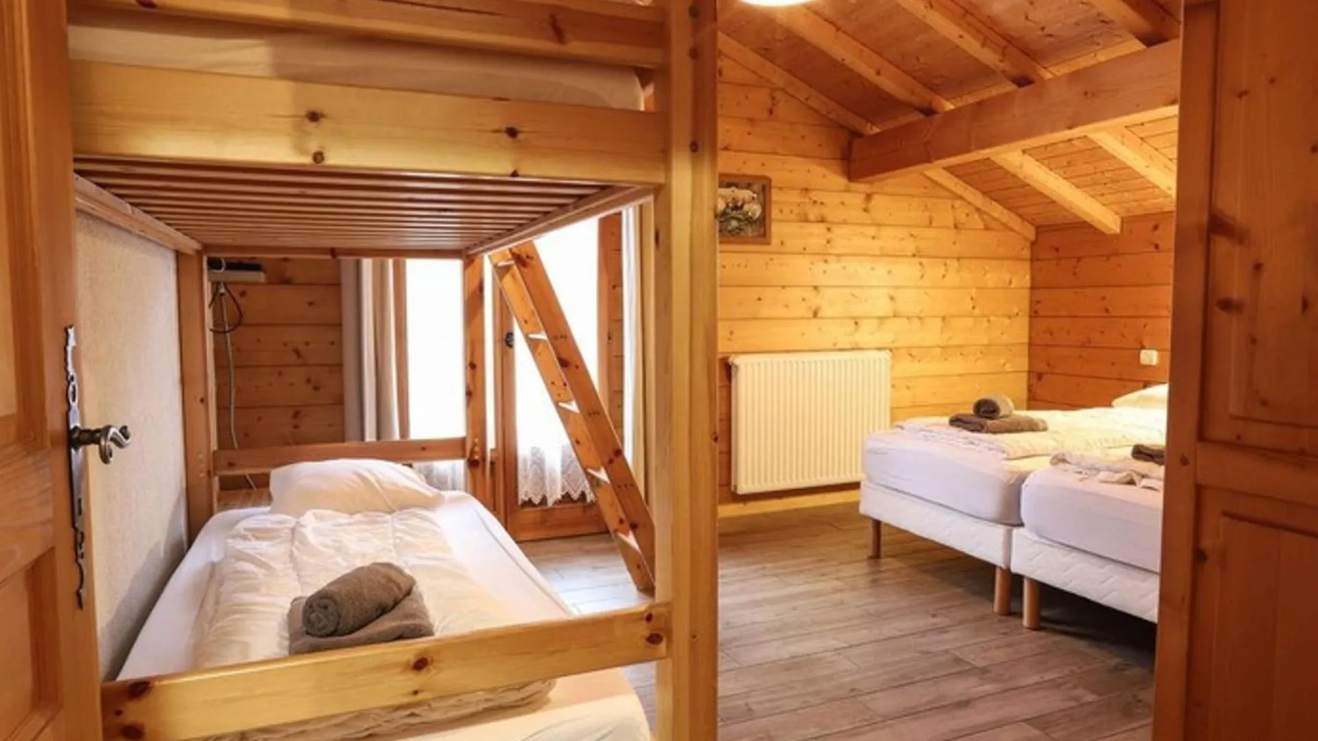 Demi-Chalet, 4 Chambres, Sauna, Acces Facile Aux Remontees, Ideal Pour 11 Pers. - Fr-1-676-18 Châtel 0*,
