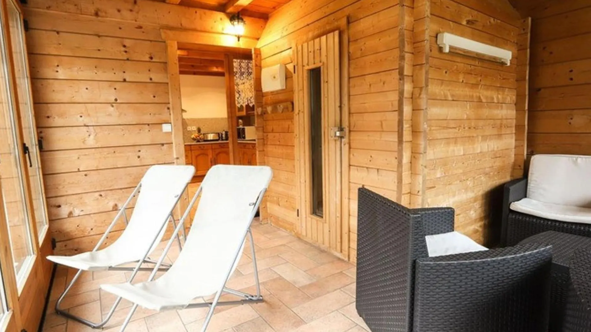 Demi-Chalet, 4 Chambres, Sauna, Acces Facile Aux Remontees, Ideal Pour 11 Pers. - Fr-1-676-18 Châtel 아파트